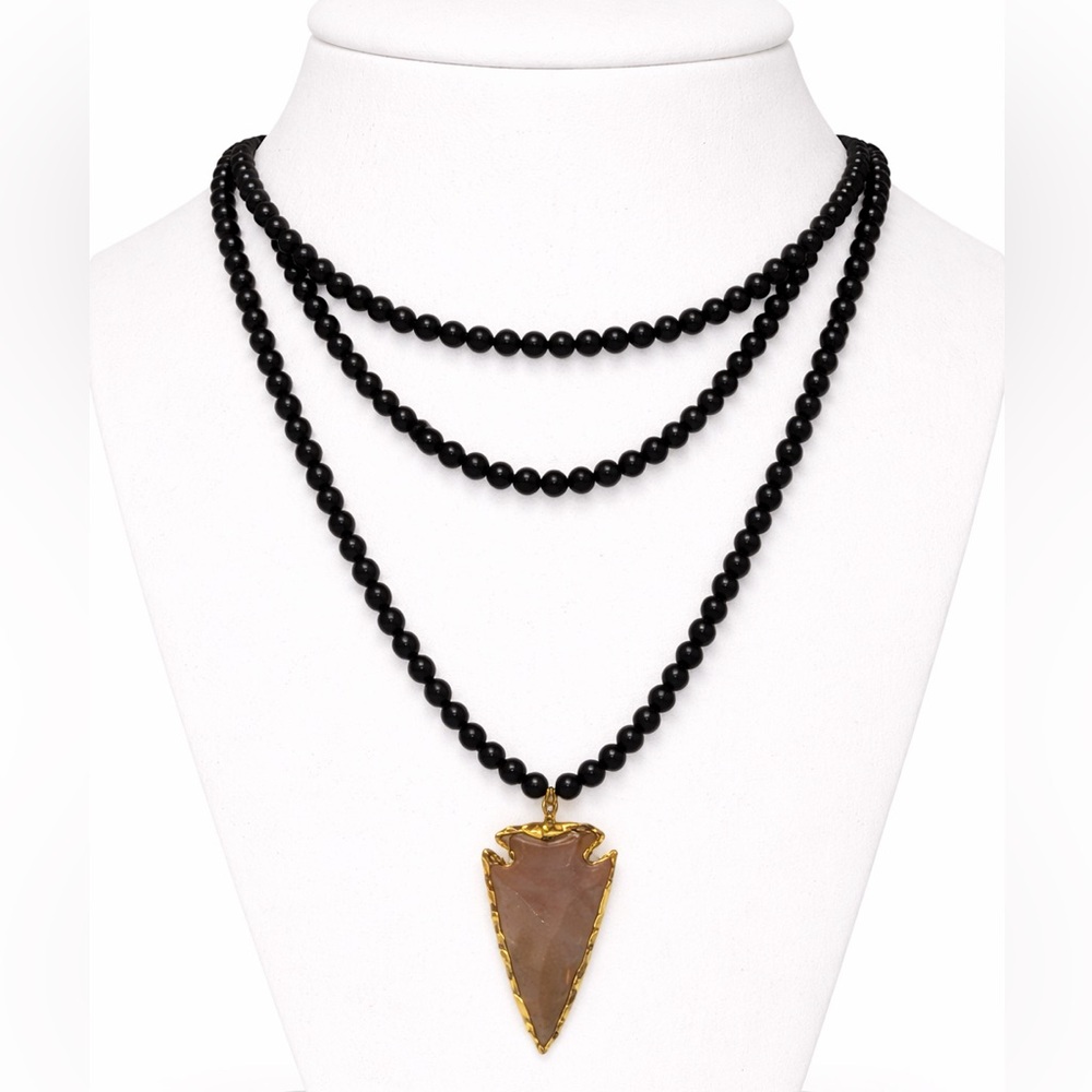 Glass and stone arrowhead beaded necklace
